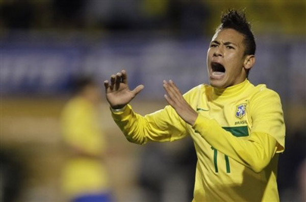 墨尔本胜利队长：对阵悉尼FC需要全队努力，希望取得好结果（墨尔本胜利队长：全队齐心迎战悉尼FC，力争理想结果）