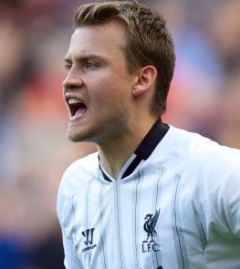 足球中超新赛季赛程发布，王牌对决连环上演（中超新赛季赛程官宣，巅峰对决轮番上演）