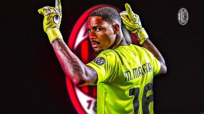 德劳伦蒂斯：永远不要怀疑孔蒂，那不勒斯球迷可继续梦想冠军（德劳伦蒂斯：别质疑孔蒂，那不勒斯球迷依然可以憧憬冠军）