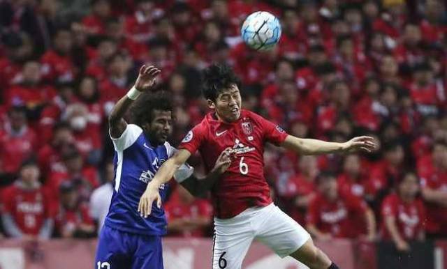 2025意大利足球盛典评最佳阵：劳塔罗领衔，国米5人入选（2025意甲年度最佳阵容揭晓：劳塔罗领军，国米五将上榜）