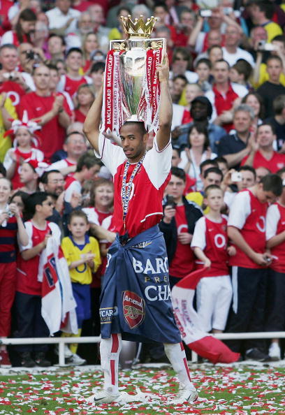 友谊赛战报：弗里曼双响本坦库尔染红，美国5-1十人乌拉圭（热身赛速递：弗里曼梅开二度，本坦库尔染红，美国5-1大胜十人乌拉圭）