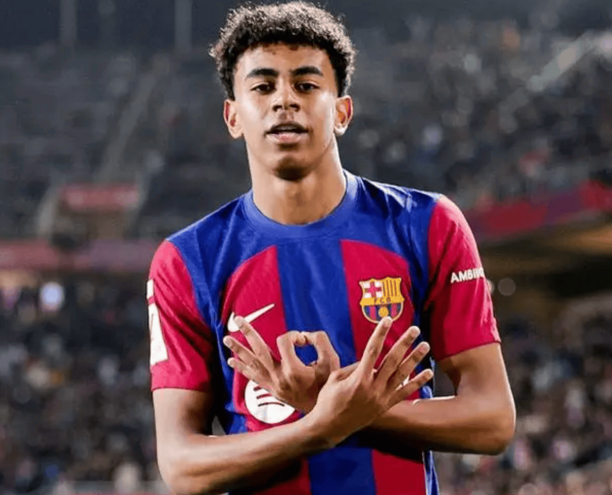 沙特记者：利雅得新月已向利物浦正式报价努涅斯