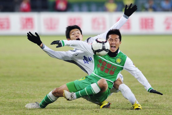 中国U15vs日本U15首发：柯博文先发，郑康锦、李宇轩在列（中国U15战日本U15首发名单：柯博文首发，郑康锦、李宇轩在列）