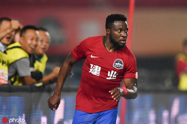 麦克托米奈：无论我是否进球，教练对我的要求都非常高