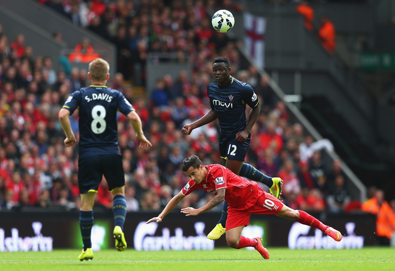 半场战报：拉齐奥1-0莱切，贡多齐建功