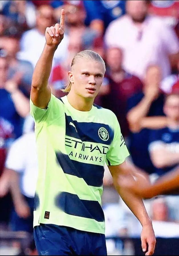 罗马诺：莱比锡和切尔西谈西蒙斯时问价乔治，两人交易不挂钩